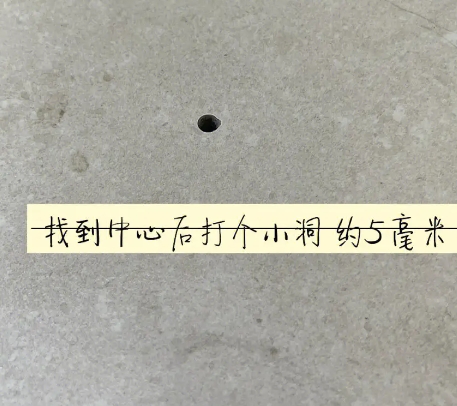 津南瓷砖空鼓维修公司专业解答在瓷砖铺贴过程中，如果砂料搅拌不均匀，将会带来以下问题